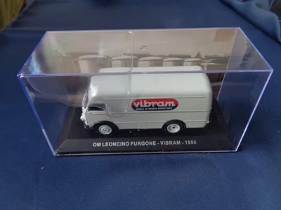 VEICOLI PUBBLICITARI SCALA 1/43 OM LEONCINO FURGONE VIBRAM 1954 SUOLE DI GOMMA - Immagine 1 di 4