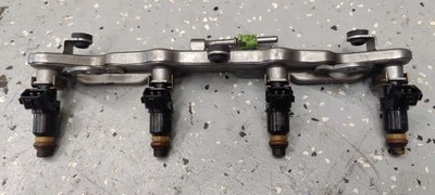 Riel inyector de combustible motor Honda Civic 2006-2011 1,8 L OEM 16450-RNA-A01 Foto 1 de 4