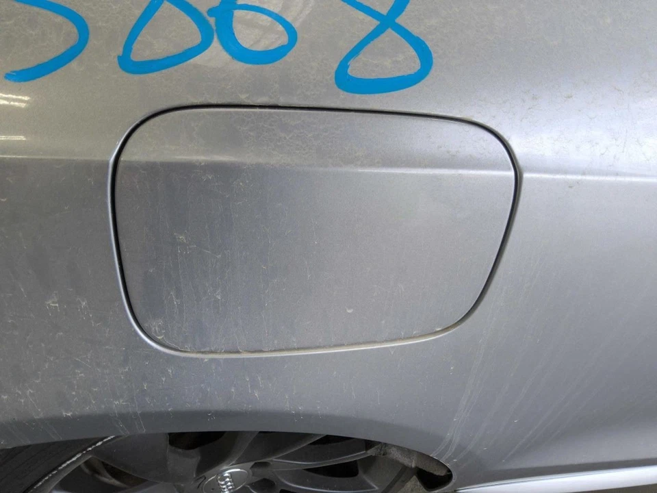 AUDI A5   2015 Fuel Filler Door 659005 Foto 1 de 1