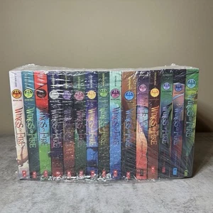 Wings of Fire Series Complete 17 Books Set (Books 1-15) + Wings of Fire Legends - Bild 1 von 8