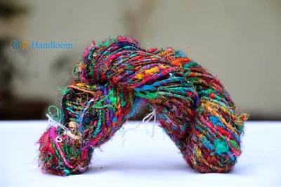  Hilo de seda Sari reciclado - hilado a mano - multicolor - agarrarlo - 500 gm - 3000 yardas  Foto 1 de 4