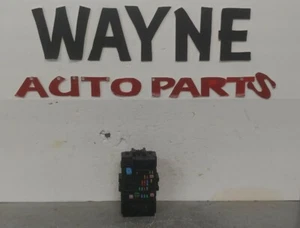 2015 CADILLAC ESCALADE Instrument Panel Fuse Block Box 23200661 RIGHT OEM - Picture 1 of 6