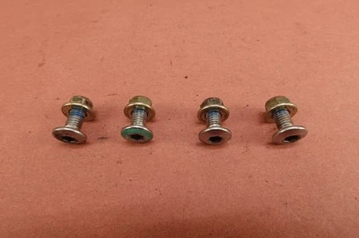 Parafusos de disco de freio traseiro Triumph Sprint RS Triumph 2004 99-04 - Imagem 1 de 4