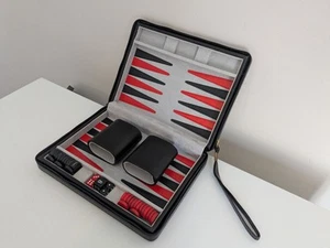 Vintage Backgammon Set In Black Zip Up Carry Case - Complete. - Picture 1 of 14