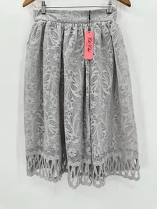 Chi Chi London Chi Chi Nova Skirt Gray Lace Lined Women’s Size UK 10 US 6 NEW - Picture 1 of 8
