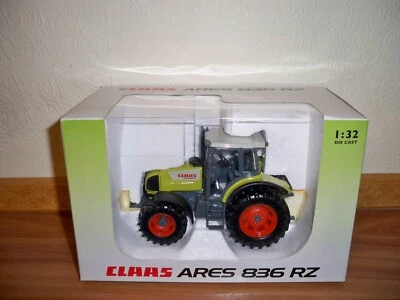 UNIVERSAL HOBBIES - 1:32 Scale - CLAAS ARES 836 RZ TRACTOR - No: 246 198.0 - Image 1 of 4