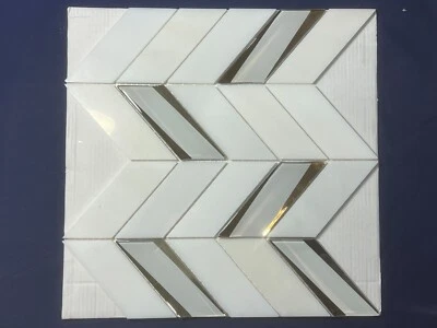 S13 Carrara White/Gold Marble Glass Mosaic Tile Kitchen Bathroom Polished - Image 1 of 4
