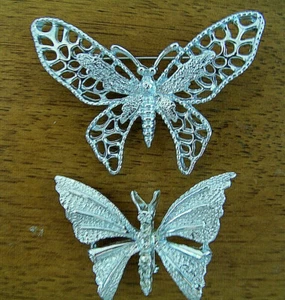 (2) Different Styles of Vintage Faux Silver Butterfly Brooches/ See Photos - Picture 1 of 9