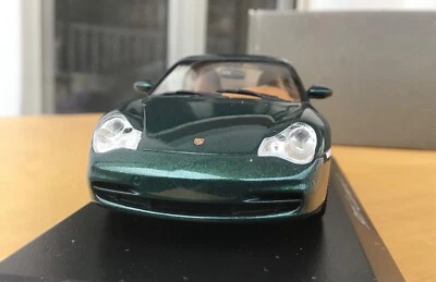 1/43  MINICHAMPS   PORSHE 911 , Carrera 4,   green met.   mint ++! - Image 1 of 4