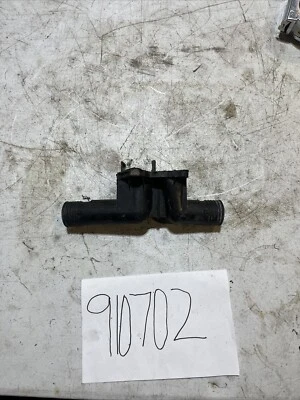 Корпус термостата MAHLE BECR 11531743017 BMW 318i, 318ti, Z3, 318is - Изображение 1 из 4