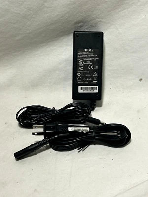 Genuine OEM 30W Power Adapter for ATT Uverse 12V 2.5A ADS0361-U120250 - Image 1 of 2