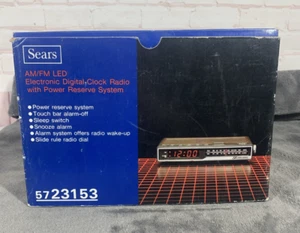 Vintage Sears SR1000 Series AM/FM Clock Radio Sears Roebuck Original Box - Picture 1 of 15