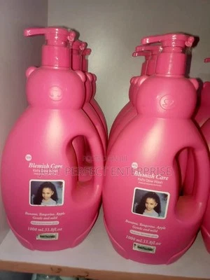 BLEMISH CARE KID’S GLOW Natural Fairness Shower Gel  1000ML - Image 1 of 2