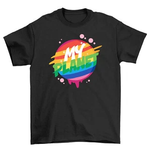 ¡Muestra tu orgullo con la camiseta "Pride_84" Rainbow Planet! Un planeta lleno de amor - Imagen 1 de 46