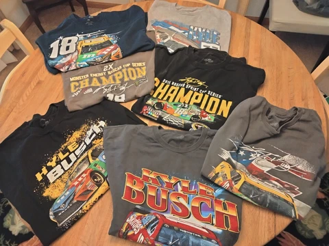 lot of 7 kyle busch 18 t-shirts size 2xl preworn Cover