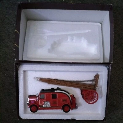 Matchbox  Diecast YS-9 - 1936 Leyland Club Fire Engine - FK-7 - Image 1 of 4