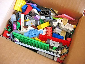 Mixed Loose Legos Bricks, Tiles, Blocks, Dots, Slopes, Wheels & Parts, 1 Pound - Picture 1 of 3