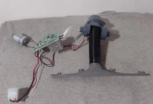 Conjunto de motor de cepillo y placa de alimentación aspiradora Shark SV1106 - Imagen 1 de 7