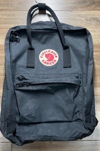 Fjällräven Fjallraven Kanken Black Backpack Rucksack Unisex School Laptop - Picture 1 of 3