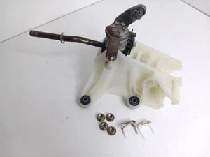 2003-2008 Toyota Matrix / Pontiac Vibe Manual Gear Shifter Shift Box  5 Speed MT - Picture 1 of 9