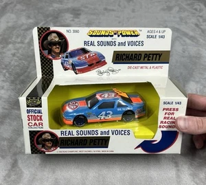 Richard Petty #43 STP Road Champs Sounds Of Power 1992 NASCAR 1:43 New Works - Picture 1 of 3