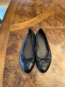 CHANEL Authentic Black Aged Calfskin Quilted Ballerina Flats size 40 ITALY - Picture 1 of 12