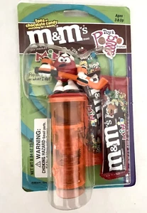 M&M's Minis Equipo de Deportes Extremos Juguete y Pogo Dispensador de Caramelos Rojo Hockey - Imagen 1 de 3