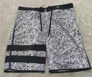 Hurley Board Shorts Men’s 40 Phantom Black White Print All Over Swim Trunks 5614 - Picture 1 of 9
