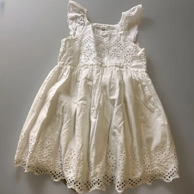 Vestido de encaje recortado forrado blanco Baby GAP niñas talla 4T con mangas aleteadas Foto 1 de 4