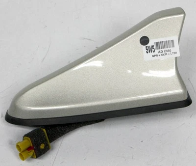 Antena OEM para Hyundai Elantra Sedán 96210-F2150-RW5 Beige Mineral (RW5) Foto 1 de 4