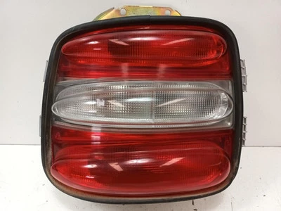 37210748S Enjoliveur Inf Feu Arriere Gauche pour FIAT BRAVA (182) TD 75 2835072 - Photo 1/4