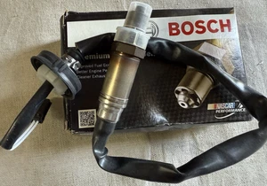 NOS Bosch Oxygen o2 Sensor 13890 - Picture 1 of 3