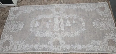 Vintage Rectangular Lace Christmas Santa Wreath Floral Tablecloth. Huge. 50x100" - Image 1 of 3