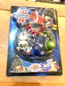 Bakugan Battle Brawlers Trading Card Box Set - with 4 Bakugan balls BRAND NEW - Picture 1 of 2