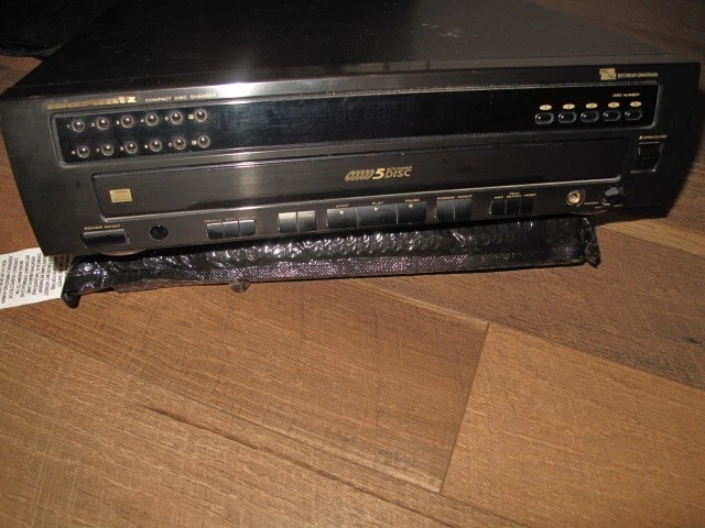 Marantz 5 Disc CD Changer CC-67  Tested & Fully Operational Very Clean no remote - Image 1 of 4