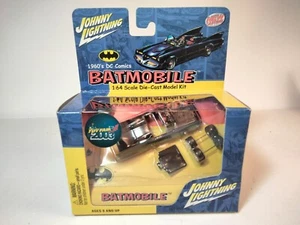 Johnny Lightning 1960s DC Comics Batman Batmobile Diecast Kit Toy Fair 2003 - Picture 1 of 3