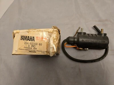 Yamaha Ignition Coil AT1 AT3 CS5 CT1 DS7 DT125 R5 RD200 RD250 RD350 XS1 XS2 U7E - Image 1 of 3