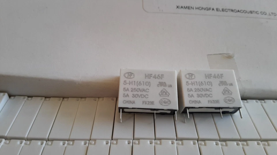 10 pcs  HF46F 5-H1 Xiamen Hongfa  Subminiature  POWER RELAY SPST 5A 220V coil 5V - Image 1 of 4