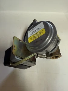 JOHNSON CONTROLS VG7241LT+3008BP / VG7241LT3008BP (BRAND NEW) - Picture 1 of 2