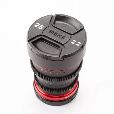 Lente de cine Meike 25 mm T2,2 para Canon RF - SKU#1970408 Foto 1 de 4