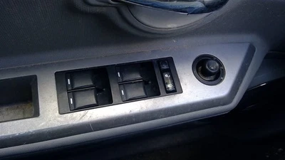 司机前门开关经典风格驱动器适合 11 - 17 COMPASS 568642 — 第 1/4 张图片