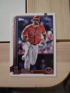 2025 Topps Series 1 - Mike Trout #200 - Bild 1 von 1