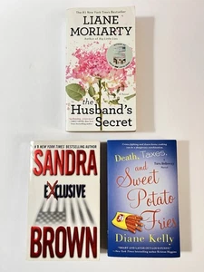 Lot of 3 Romantic Suspense - Mixed Authors/Paperback Contemporary Novels - Bild 1 von 10