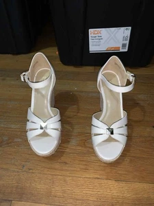 michael kors sandal size 7.5(SONW) - Picture 1 of 13