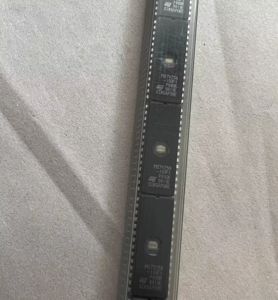 QTY=13PCS    STM    M27V256-100F1       BRAND NEW   SHIP via  DHL/FEDEX/UPS - Image 1 of 1