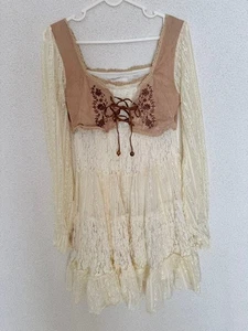 LIZ LISA Kleid Spitze bestickt Blumen Hisei Gal selten benutzt - Bild 1 von 24