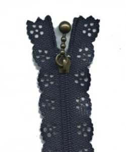 Minerva Kleid Blumen Spitze Reißverschlüsse dunkelblau - je 20 cm - Bild 1 von 1