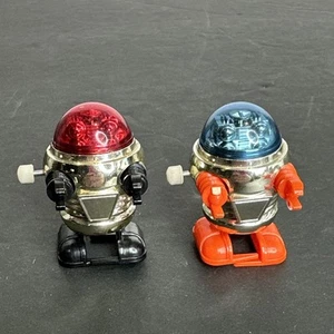 Lot of 2x Vintage TOMY Wind Up Robots 1977 (One Works, One For Parts/Not Working - Picture 1 of 13