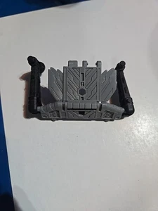 Transformers Earthrise DOUBLEDEALER OUTRIGGER War For Cybertron NUR TEIL - Bild 1 von 2