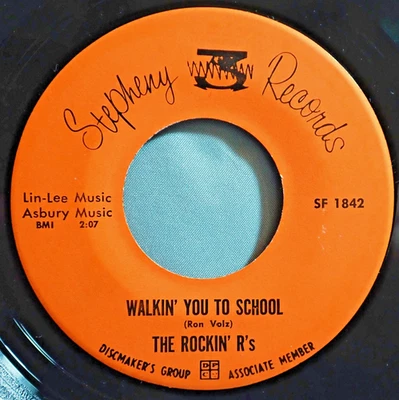 HEAR IT 60's Teener 45 rpm record The Rockin' R's "Walkin' You to School" 1960 Foto 1 de 2